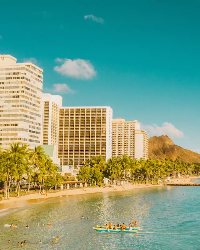 Hawaii oceanfront hotel