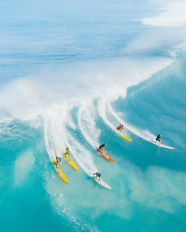 Hawaii surfing