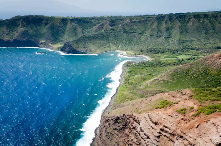 Landforms of Molokai island coast