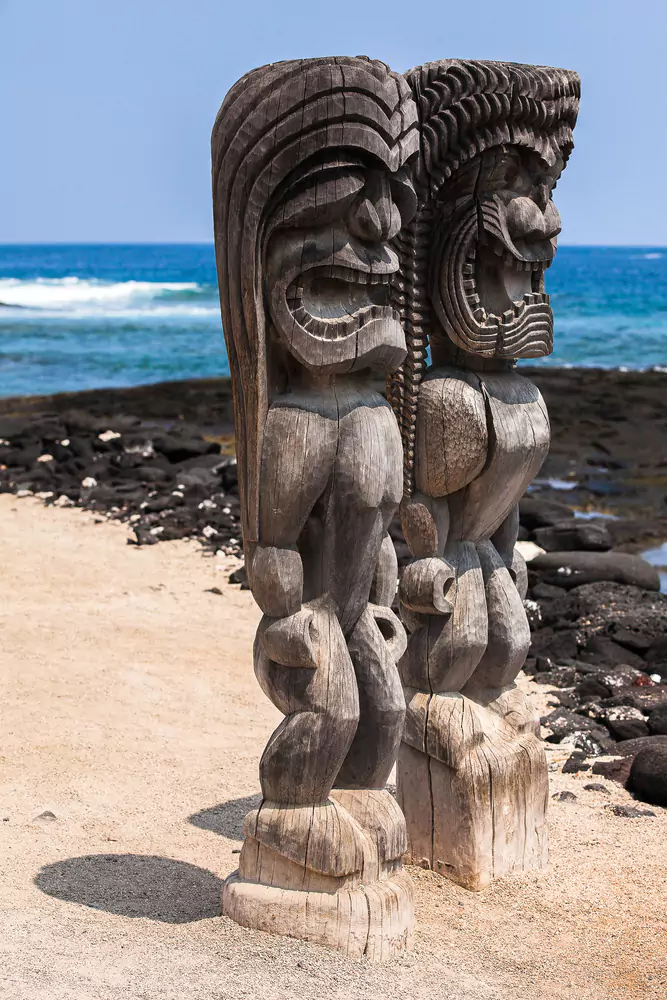 Picture of PU'UHONUA O HONAUNAU NATIONAL HISTORICAL PARK BIG ISLAND HAWAI