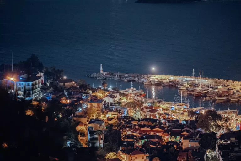 7 Unmissable Things to Do in Antalya at Night 12 Antalya, Türkiye at night