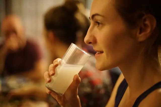 7 Unmissable Things to Do in Antalya at Night 6 woman drinking traditional turkish raki at bar and club in Antalya