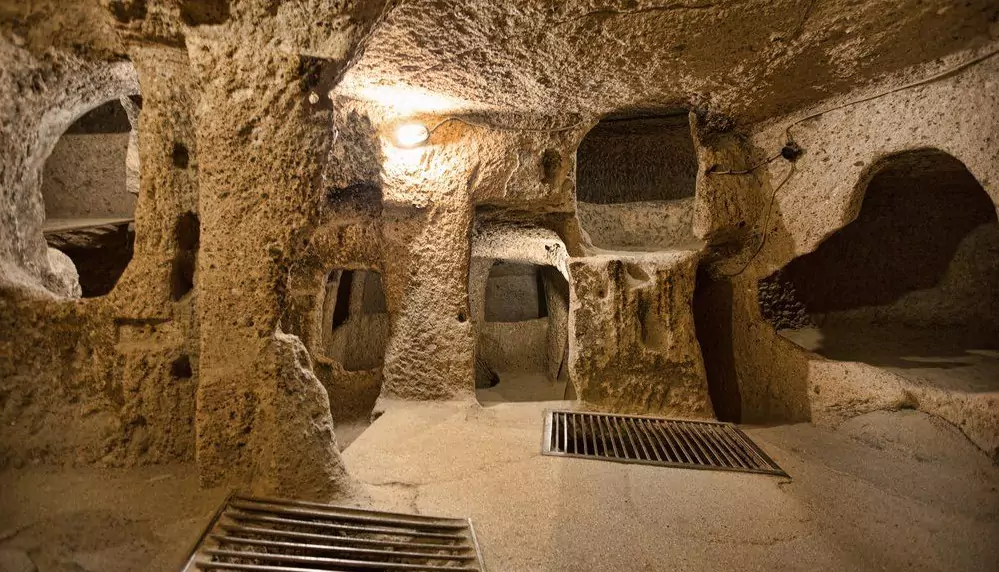 15 Fun Things to Do in Cappadocia, Turkey 13 kaymakli-underground-city-cappadocia