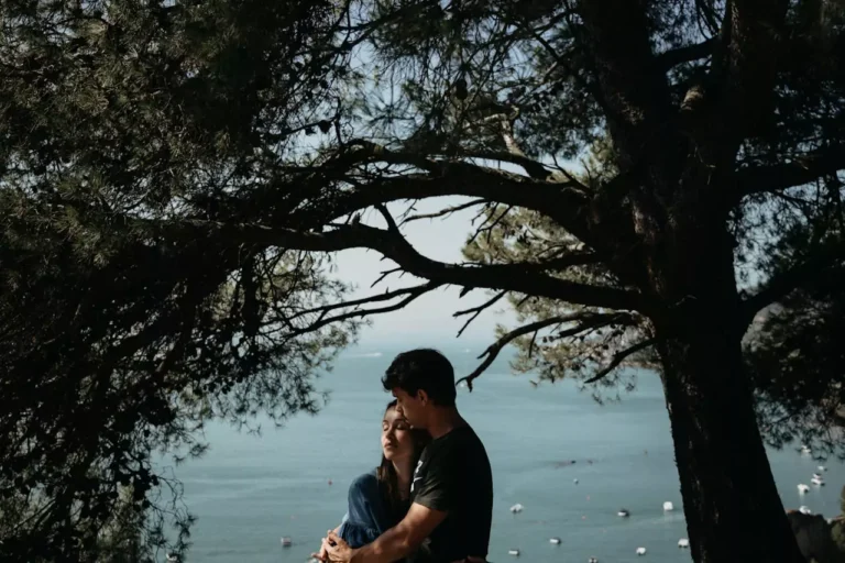9 Most Romantic Things to Do for Valentine's Day 1 Photo Of Couple Hugging Each Other